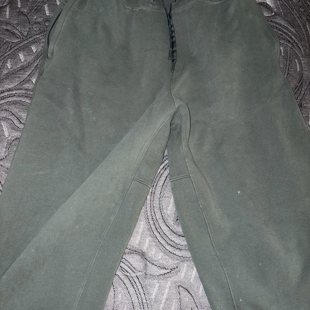 lululemon athletica Green Sweatpants